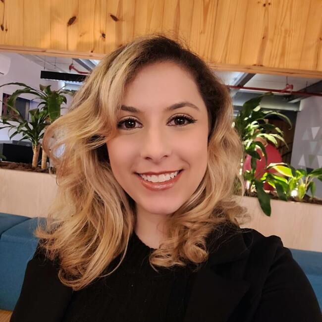 Emprego de babá em Niterói: Jéssica