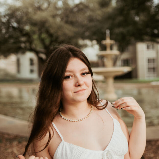 Babysitter in Lake Dallas: Jaymie