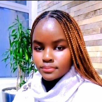 Babysitter in Port Shepstone: Lucy