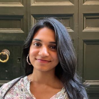 Babysitter in Rome: Navina