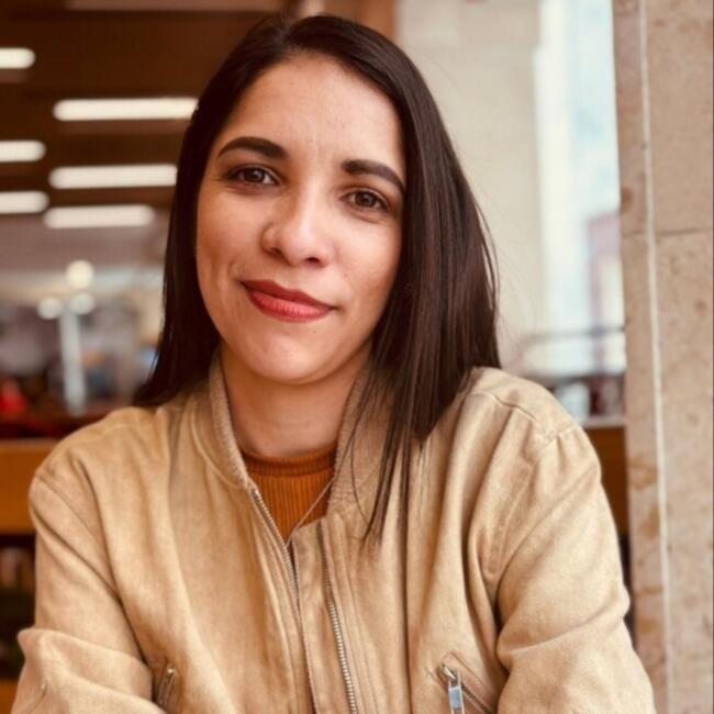 Canguro en Recas: Alicia natali