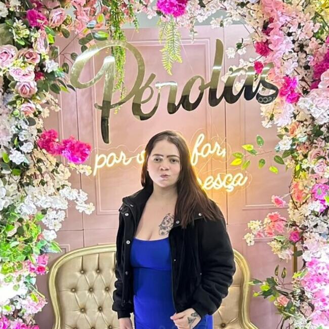 Babysitter in Osasco: Thais