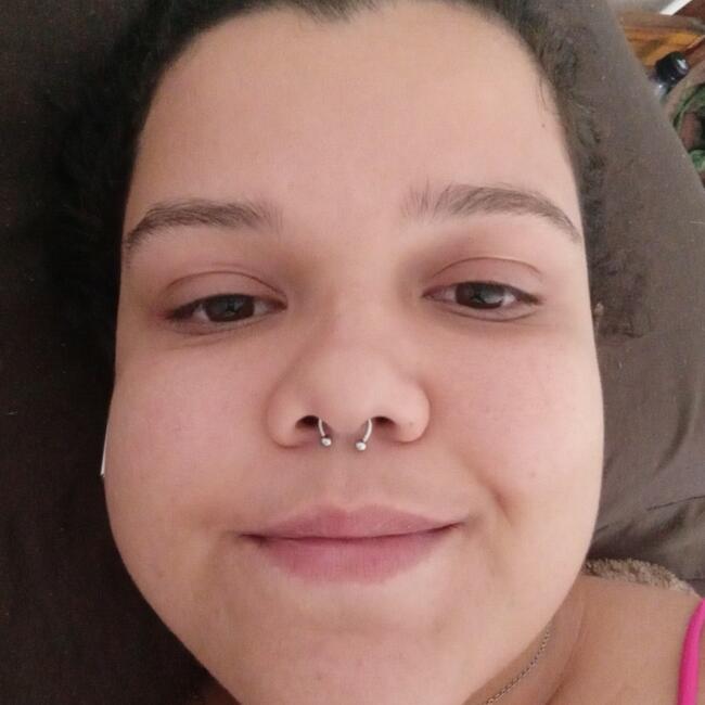Emprego de babá em Contagem: Débora