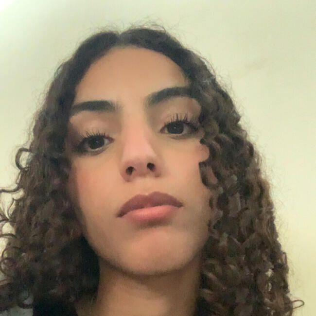 Babysitter in Casablanca: Lina