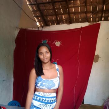Babysitter in Penedo: Vanessa