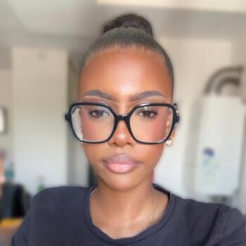 Babysitter in Villeurbanne: Diane