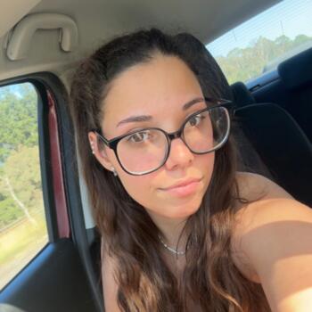 Babysitter Melbourne: Giulia