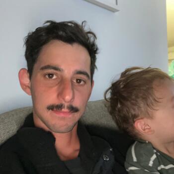 Nanny job in Nelson: babysitting job Trent