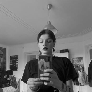 Babysitter in Nancy: Salomé