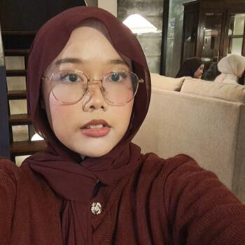Babysitter in Jakarta: Kamila