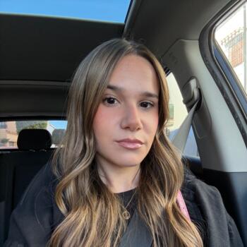 Canguro en Mijas: Nuria Belén