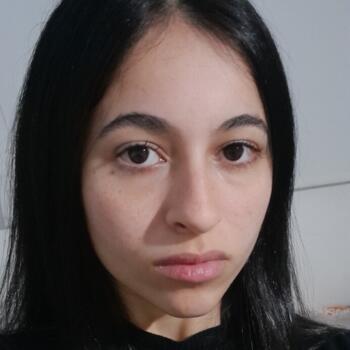 Babysitter in Almirante Brown: Bernarda
