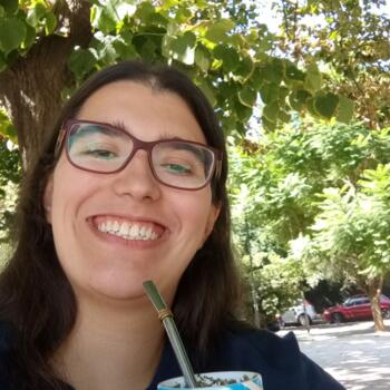 Niñera en Quilmes: Victoria