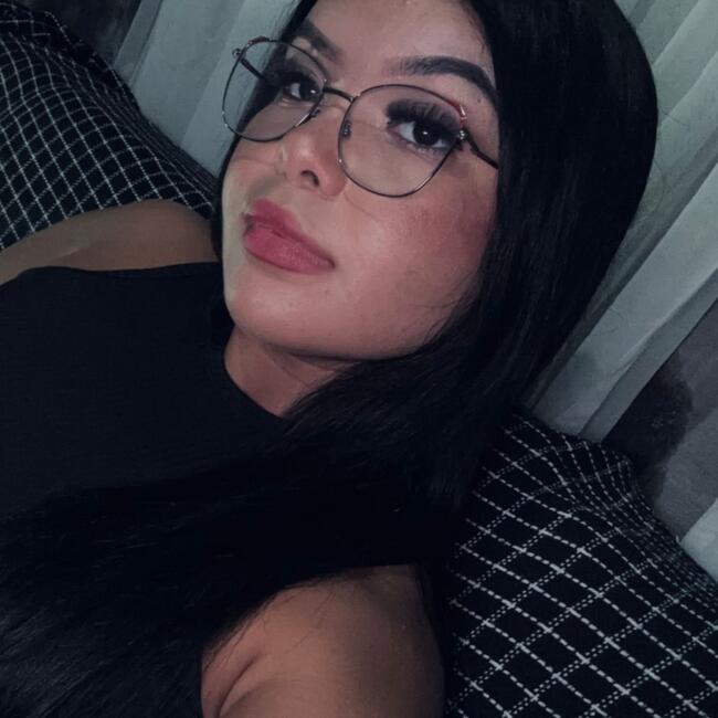 Babysitter in Mongaguá: Ana