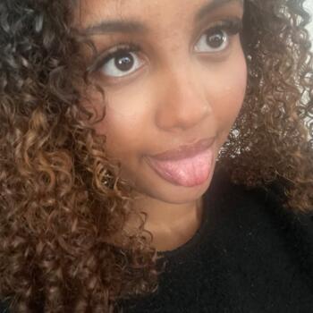 Babysitter in Holbæk: Laura