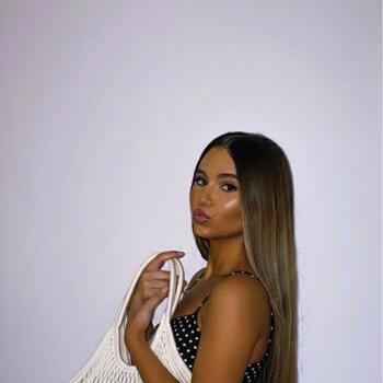 Babysitter in Levainville: Lina