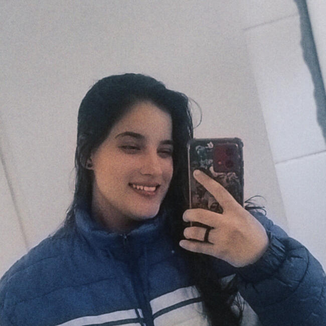 Babysitter in Pouso Alegre: Anakeyla