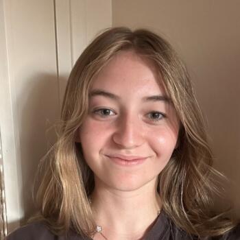 Babysitter in Grenoble: Eleonore