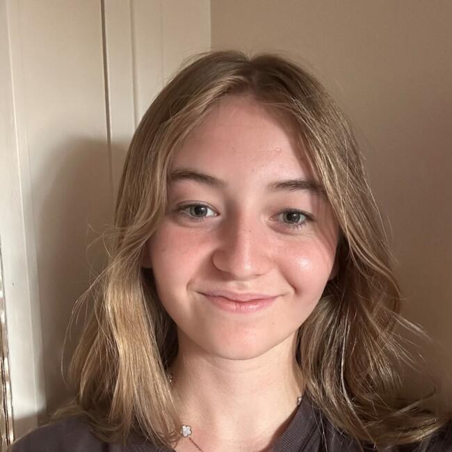 Babysitter in Grenoble: Eleonore