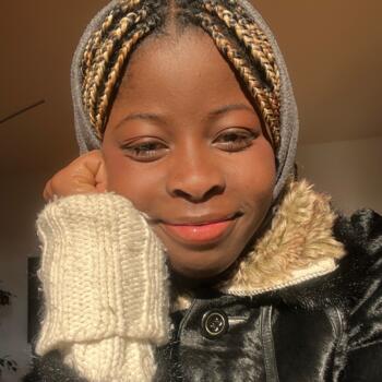 Babysitter in Liège: Nicole