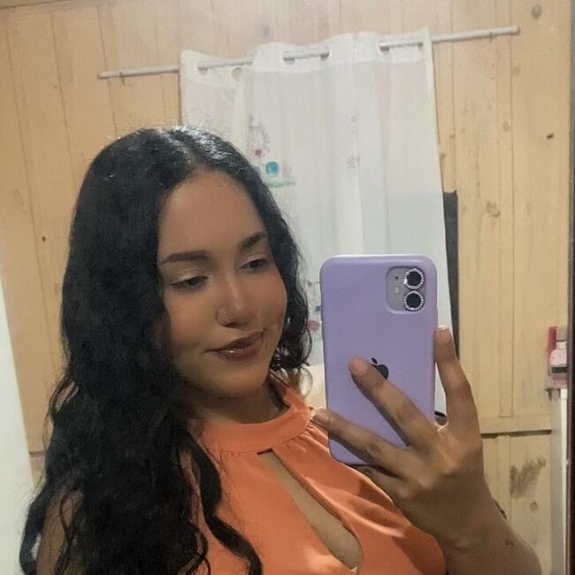 Babysitter in Joinville: Kellyma