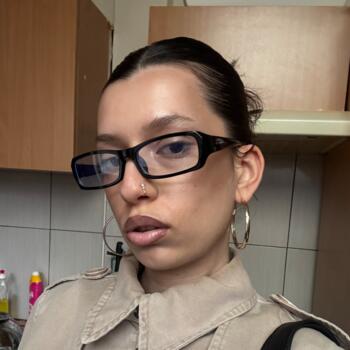 Babysitter Namur: Bleona