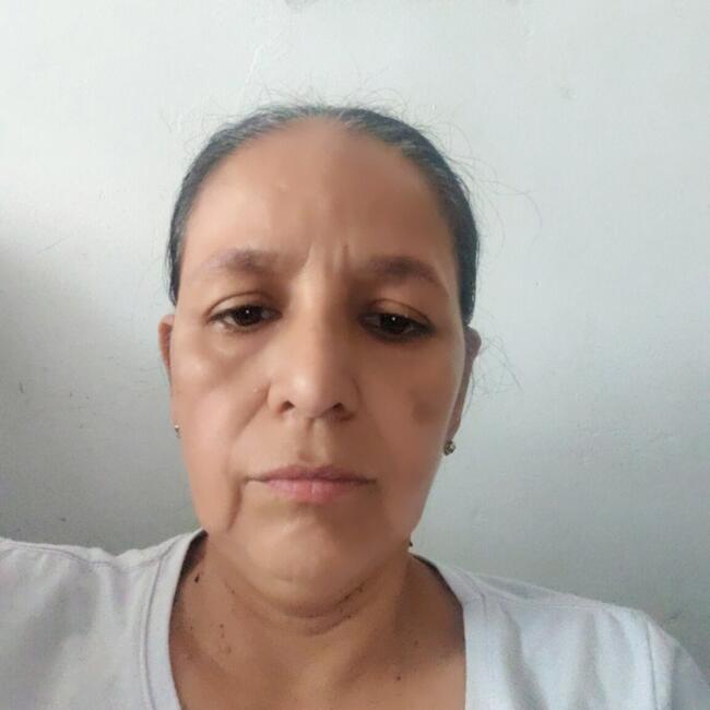 Trabajo para niñera en Cali: Claudia