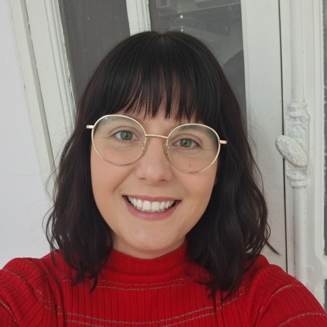 Babysitter in Mangualde: Nadia