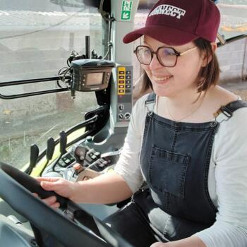 Babysitting job in Launay-Villiers: babysitting job Marie-Annaëlle