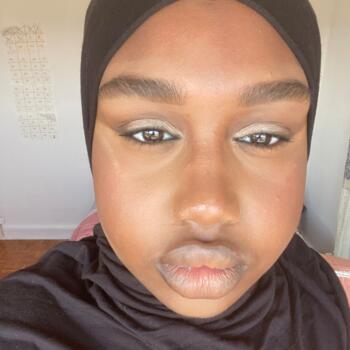 Babysitter in Épinay-sur-Seine: Aicha