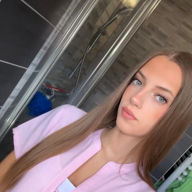 Babysitter in Knutange: Janaelle
