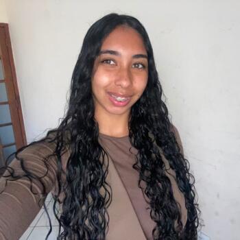 Babysitter São João del Rei: Emilly