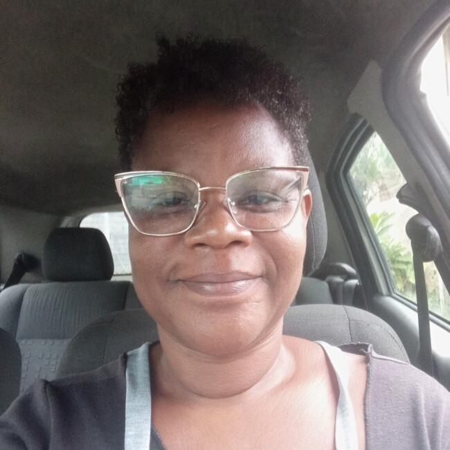 Babysitter in Duque de Caxias: Elaine