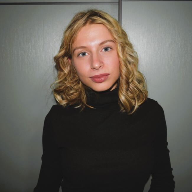 Babysitter in Sofia: Моника