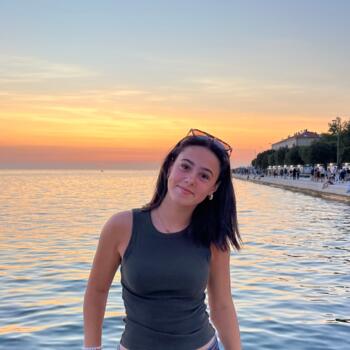 Babysitter in Montpellier: Ambre