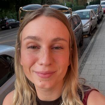 Babysitter in Augsburg: Hannah