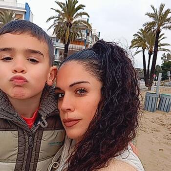 Canguro en Cubelles: Monika.