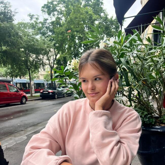 Babysitter in Prato: Zoe