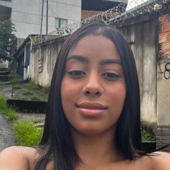 Babysitter in Belo Horizonte: Adrielly