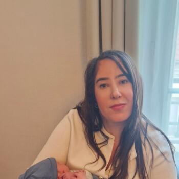 Babysitter in Issy-les-Moulineaux: Djouhar