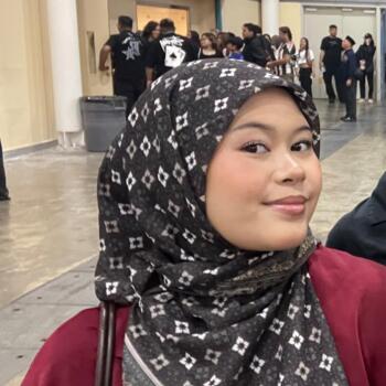 Babysitter in Singapore: Amelda