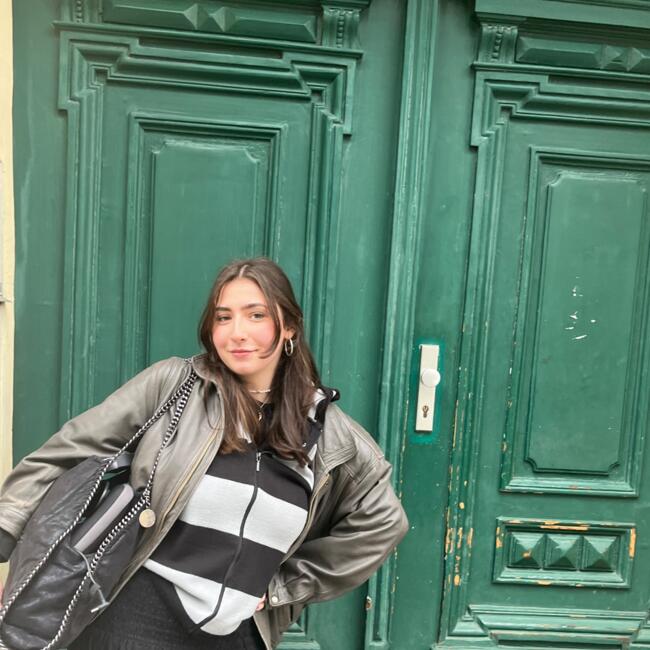 Babysitter in Vienna: Darya Marie
