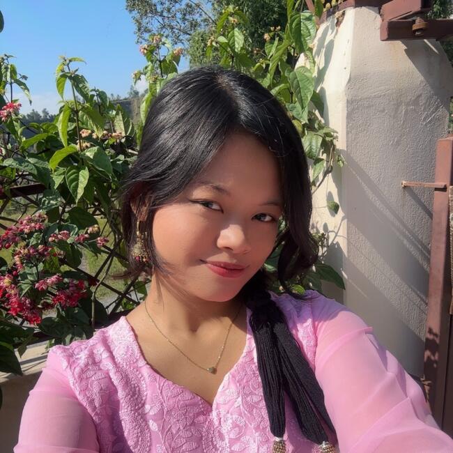 Babysitter in Central Coast: Sakshi