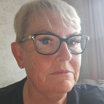 Baby-sitter in Christchurch: Joanne
