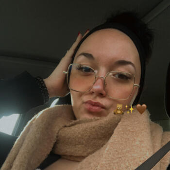 Babysitter Cognac: Laura