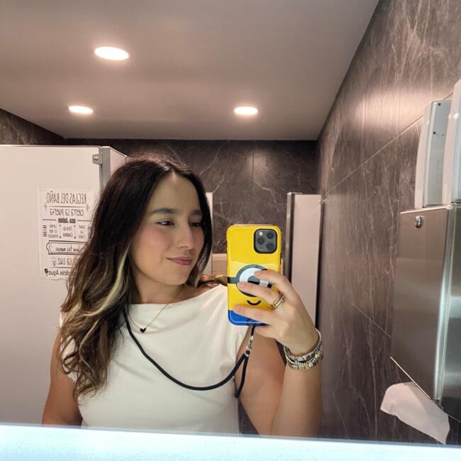 Babysitter in Monterrey: Karol