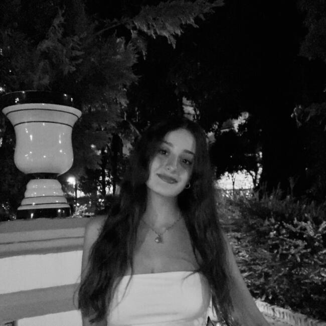 Babysitter in Seville: Marta