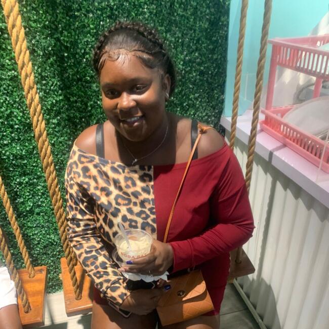 Babysitter in Montego Bay: Daneilia