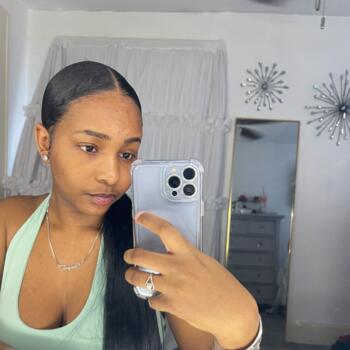 Babysitter in Hempstead: Chloenadiya
