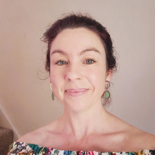 Babysitter in Falmouth: Liz